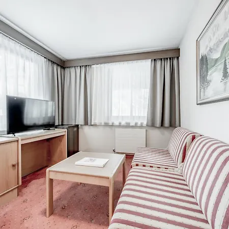 Sportiv By Vaya 酒店 3*